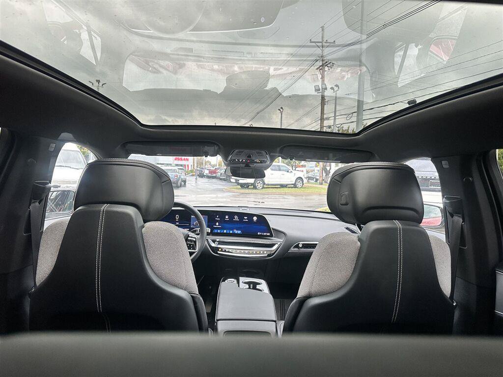Used 2024 Cadillac Lyriq Tech w/ LPO, Floor Liner Package AWD/4WD image 17