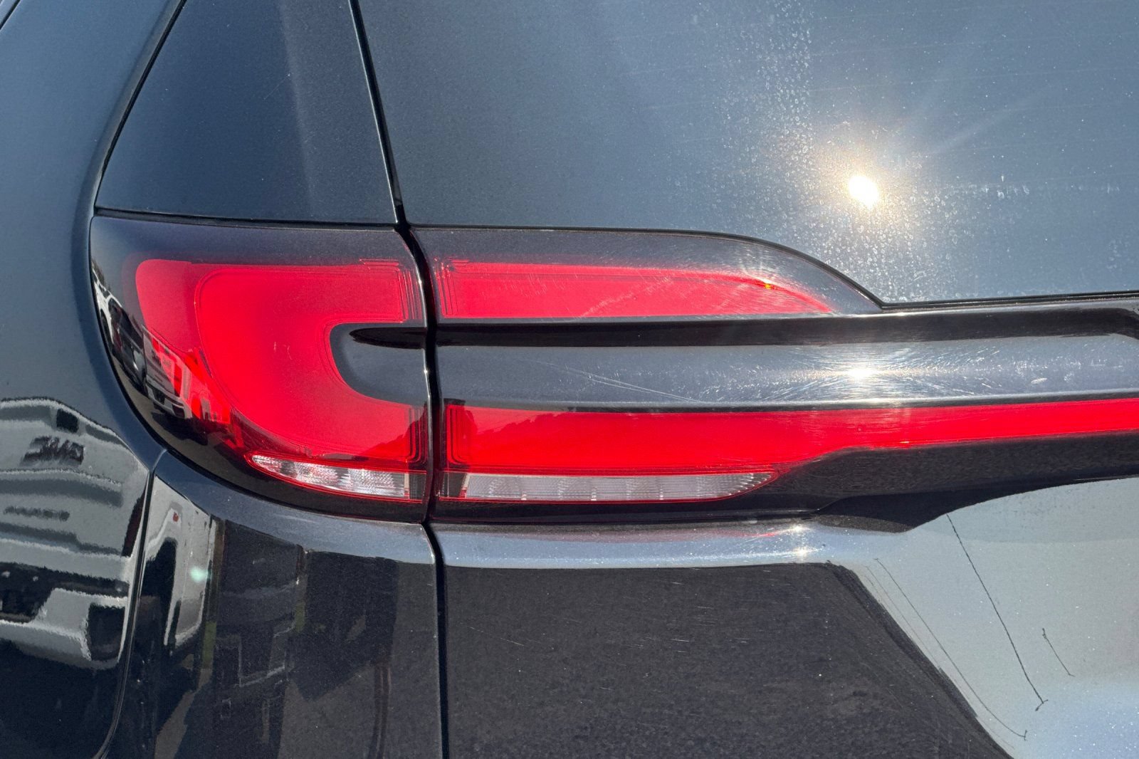 Used 2025 Chrysler Pacifica Limited FWD image 47