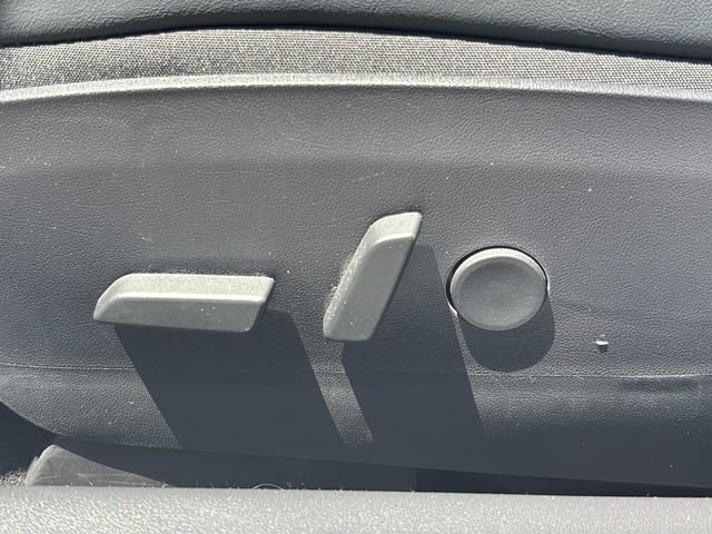 Used 2020 Tesla Model 3 Standard Range Plus RWD image 12