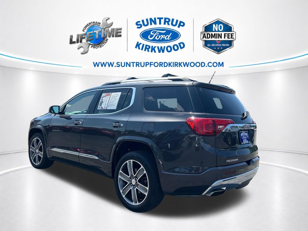 Used 2017 GMC Acadia Denali w/ Technology Package AWD/4WD image 3