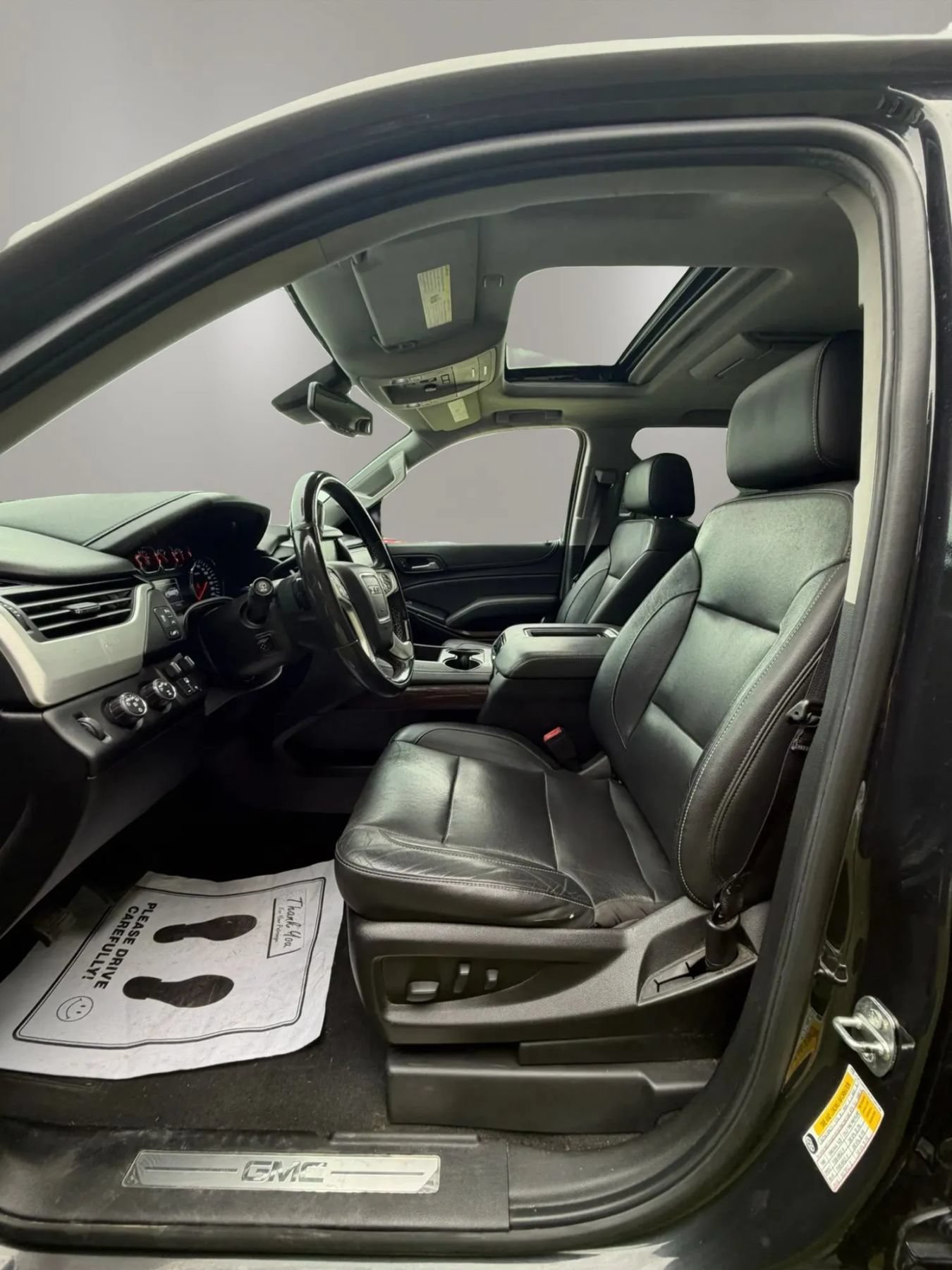 Used 2020 GMC Yukon SLT w/ Open Road Package AWD/4WD image 9
