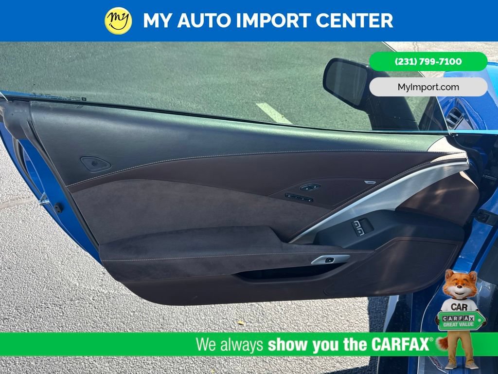 Used 2016 Chevrolet Corvette Z06 w/ 3LZ Preferred Equipment Group RWD image 10