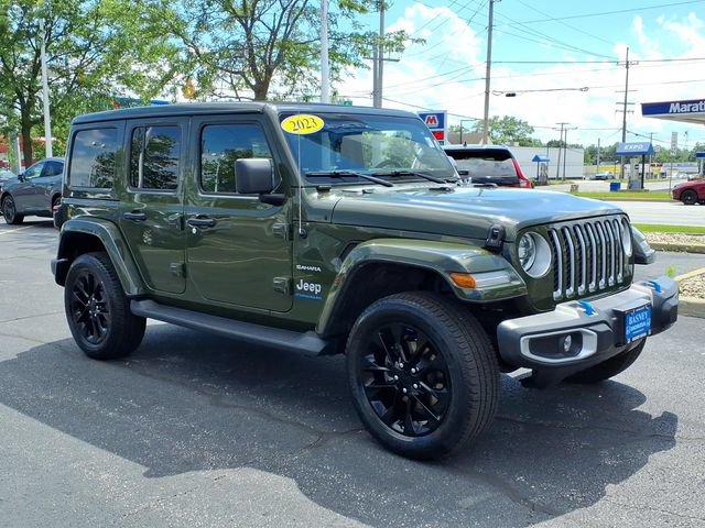 Used 2023 Jeep Wrangler Unlimited Sahara w/ Cold Weather Group AWD/4WD image 3