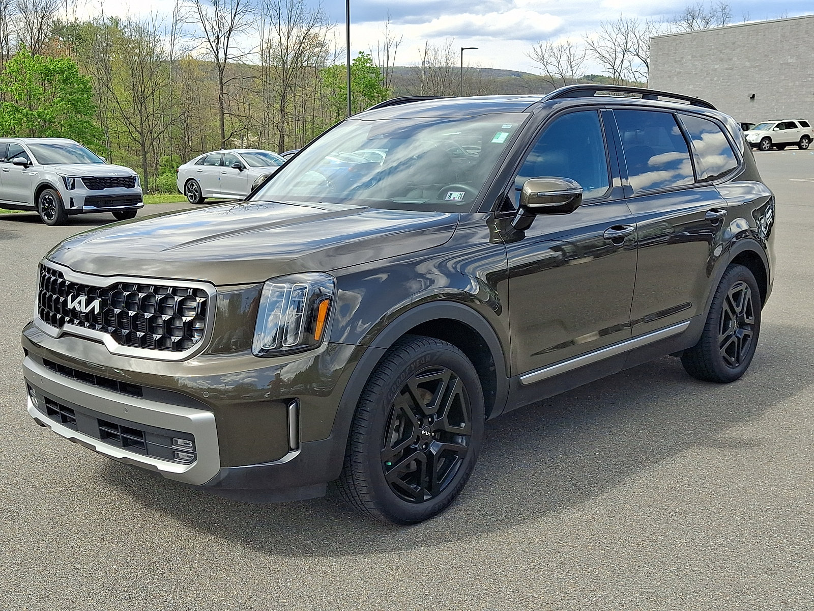 Used 2023 Kia Telluride SX Prestige X-Line AWD/4WD image 3