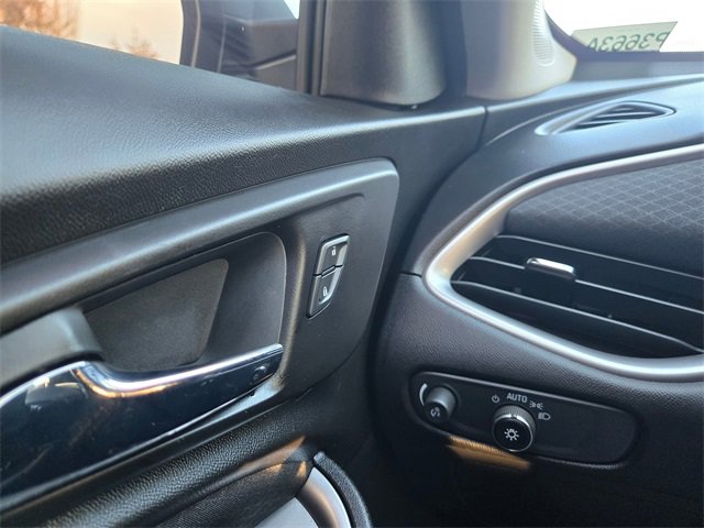 Used 2020 Chevrolet Malibu LS image 31