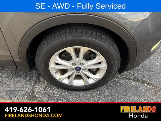 Used 2018 Ford Escape SE AWD/4WD image 36