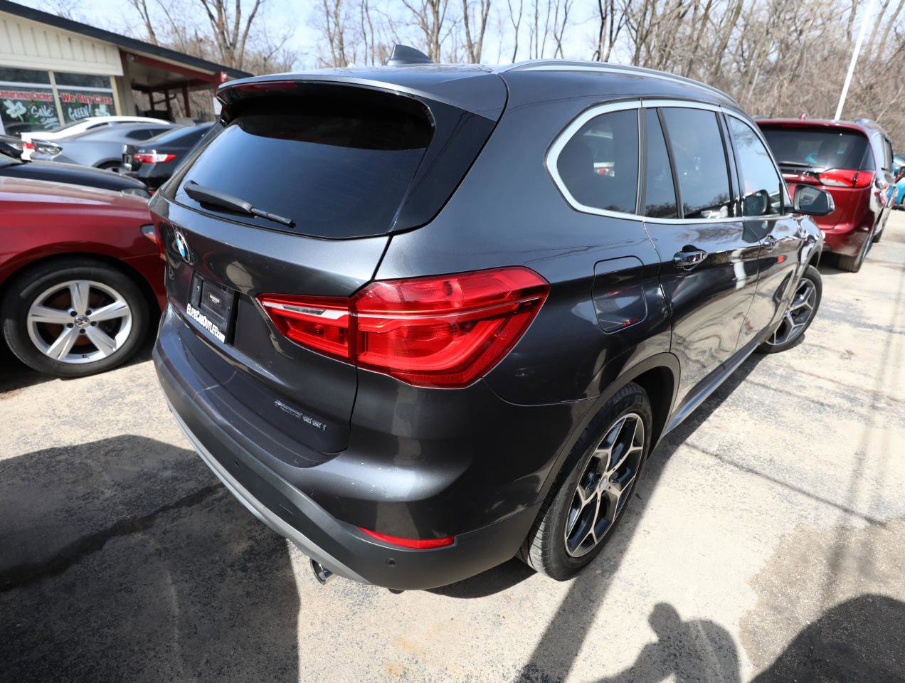 Used 2018 BMW X1 xDrive28i w/ Premium Package AWD/4WD image 6