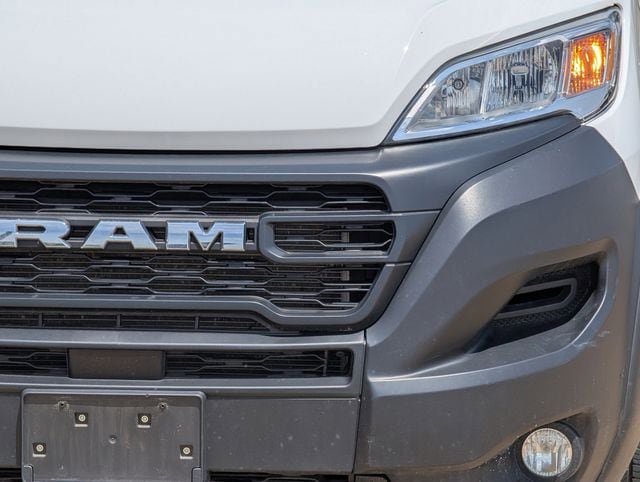 Used 2024 RAM ProMaster 2500 w/ Convenience Group FWD image 8