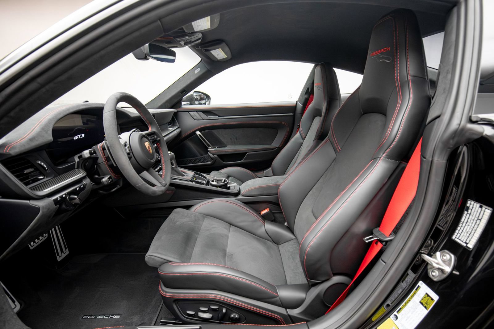 Used 2026 Porsche 911 GT3 RWD image 12