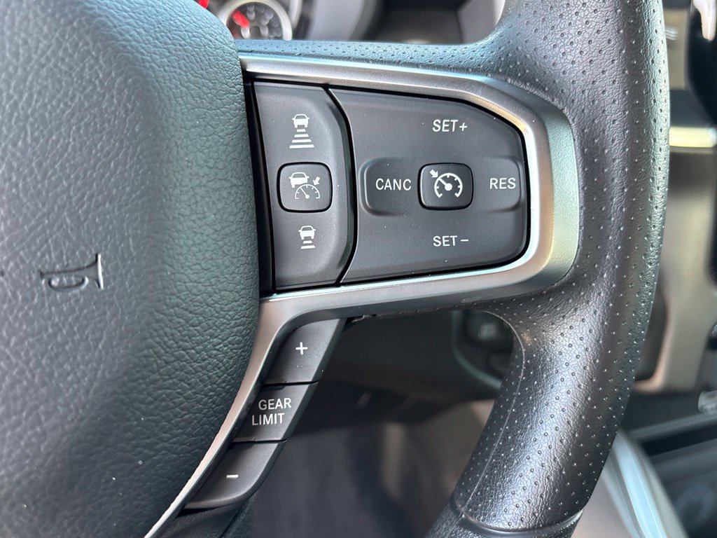 New 2026 RAM 1500 Express AWD/4WD image 17