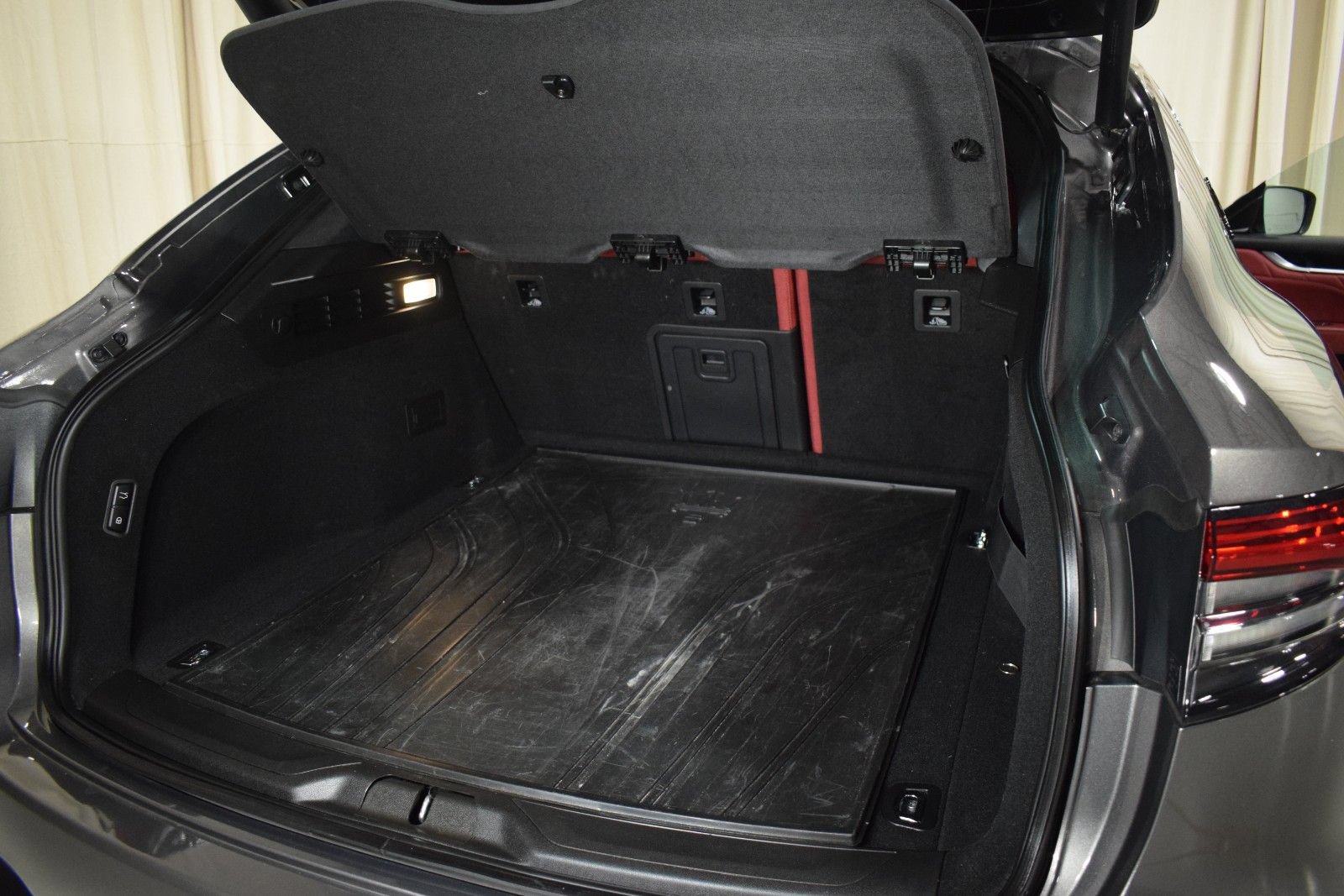 Certified 2022 Maserati Levante Modena AWD/4WD image 39