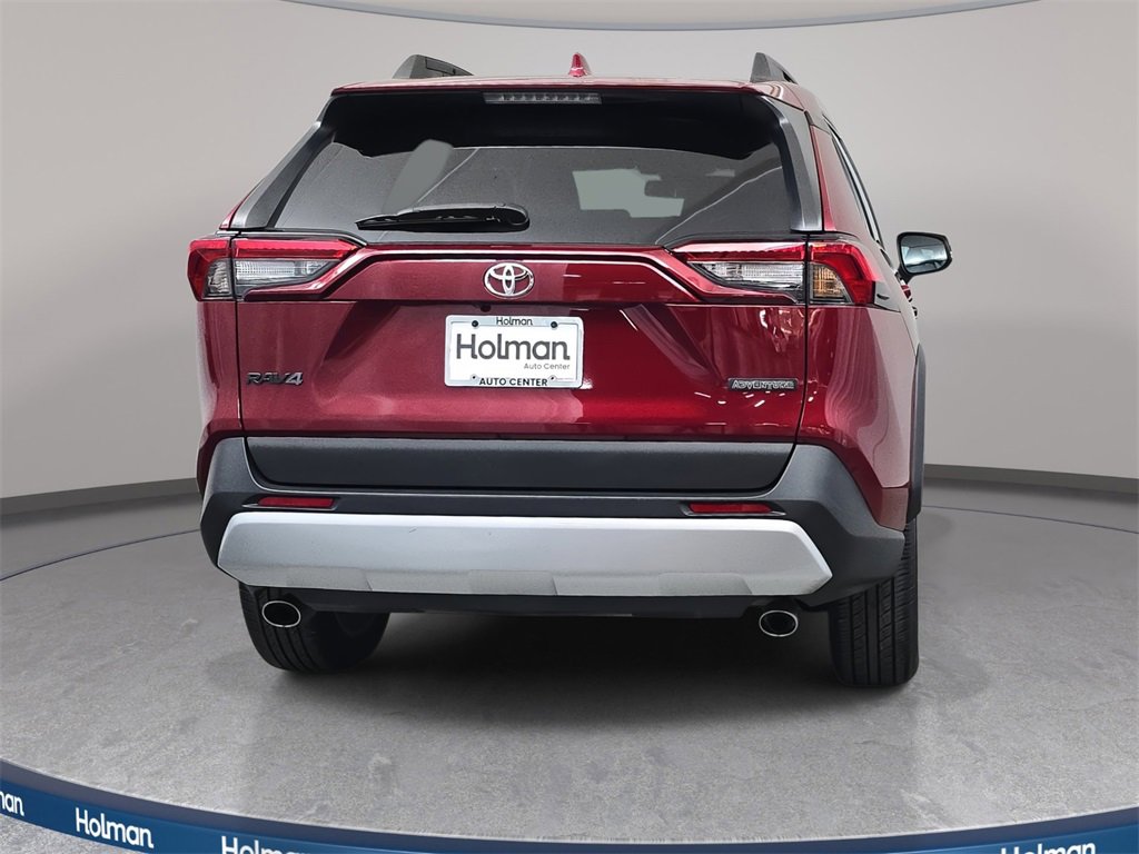 Used 2022 Toyota RAV4 Adventure image 5