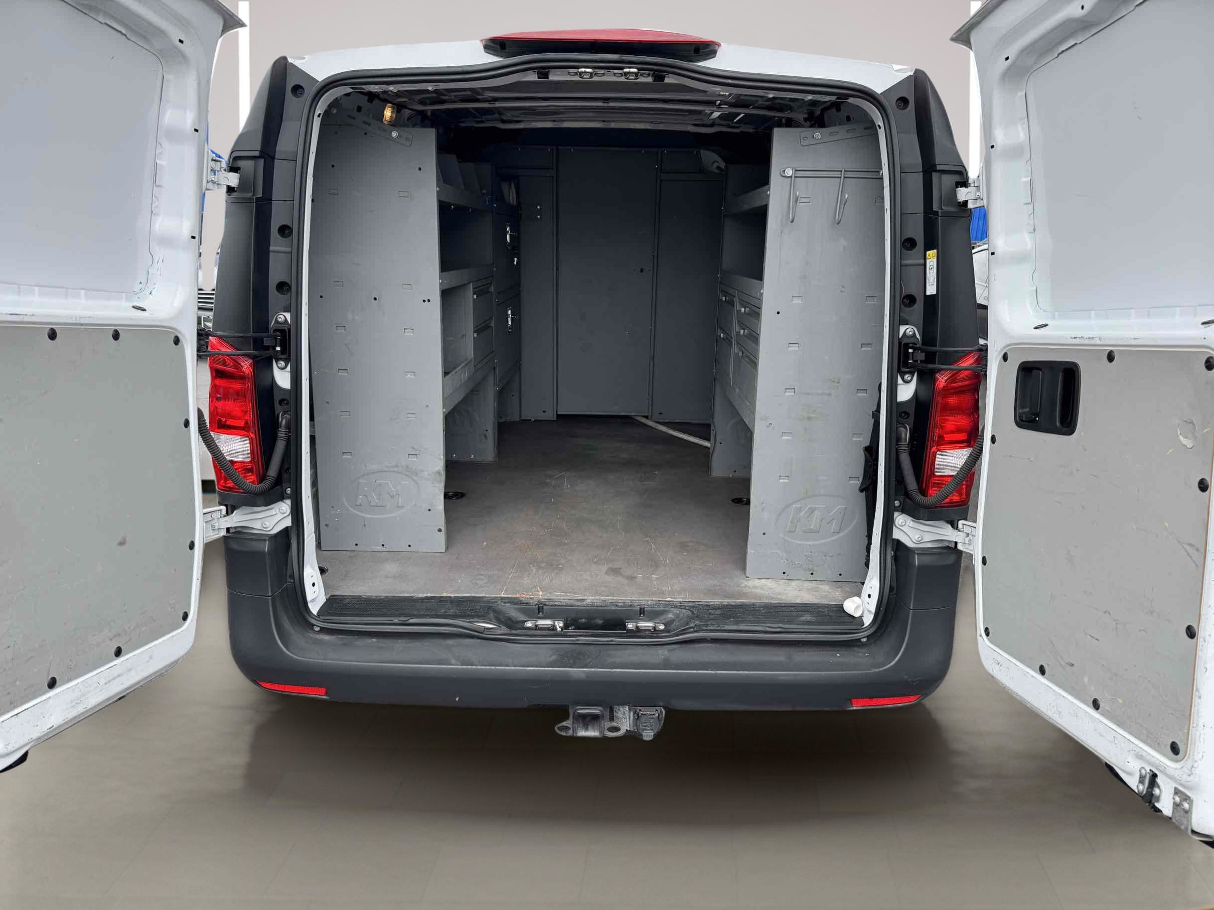 Used 2022 Mercedes-Benz Metris image 10