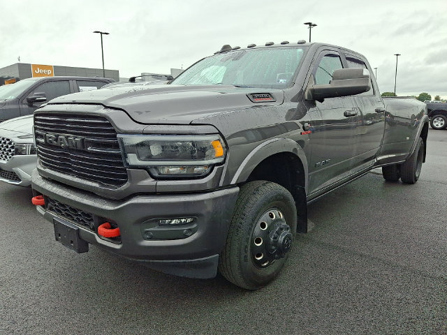 Used 2022 RAM 3500 Laramie AWD/4WD image 3