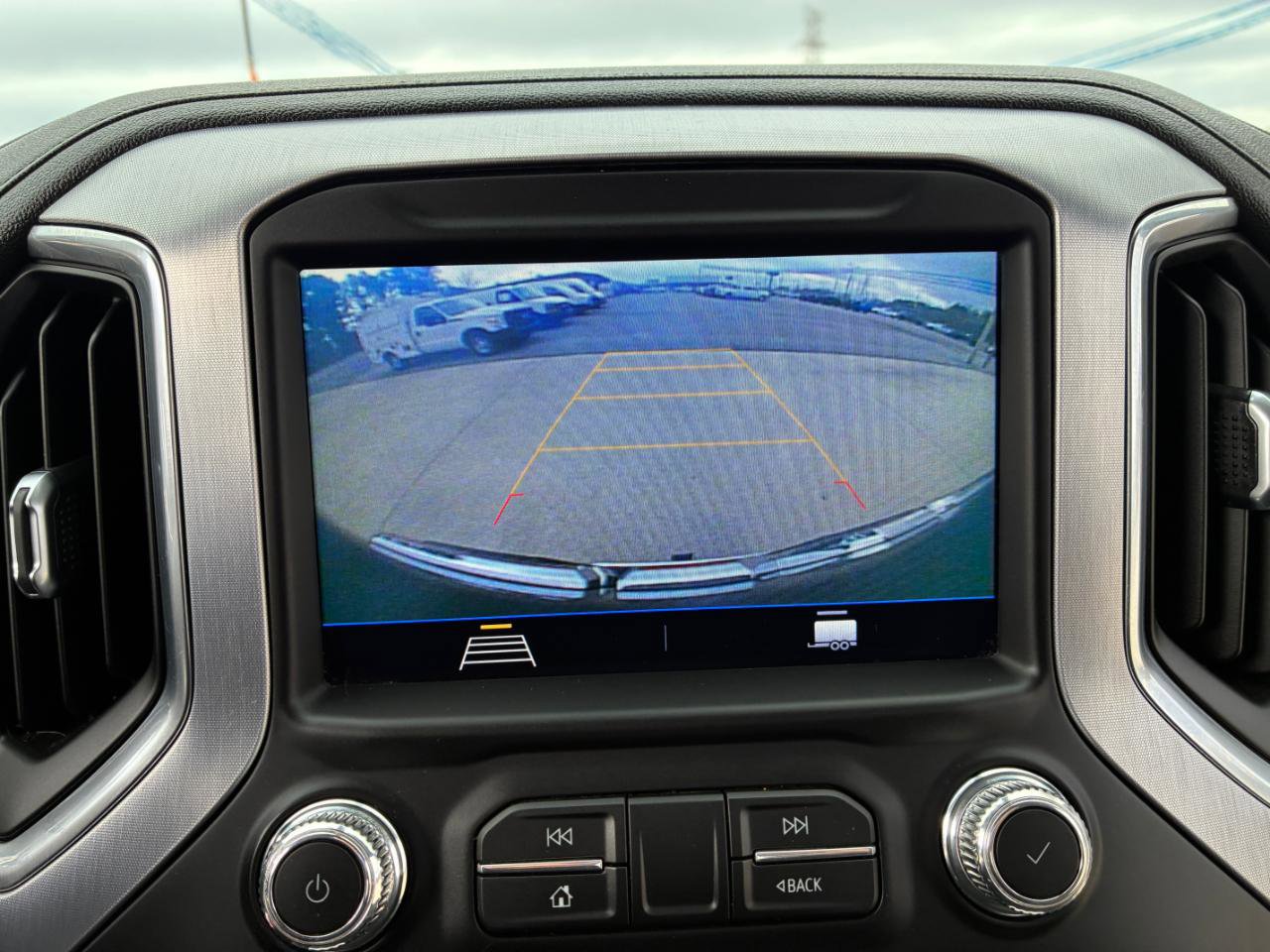 Used 2021 GMC Sierra 1500 SLE image 20