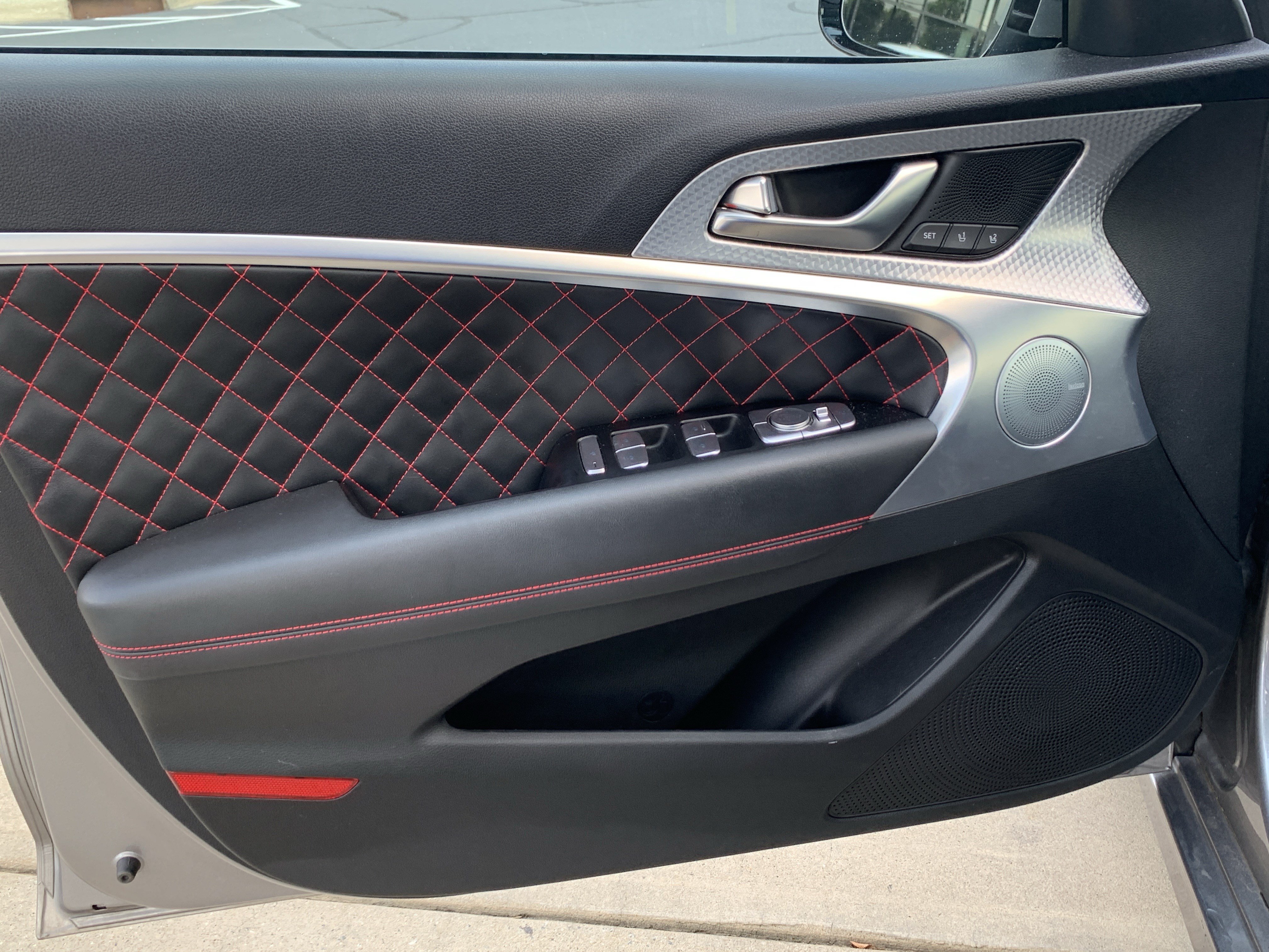 Used 2022 Genesis G70 3.3T w/ Sport Prestige Package AWD/4WD image 14