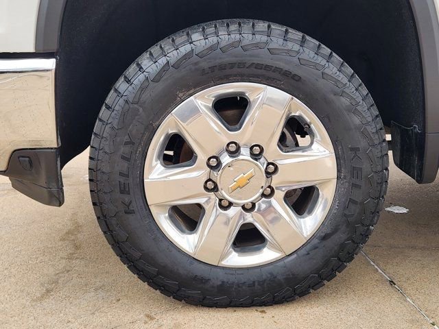 Used 2023 Chevrolet Silverado 2500 LTZ image 17