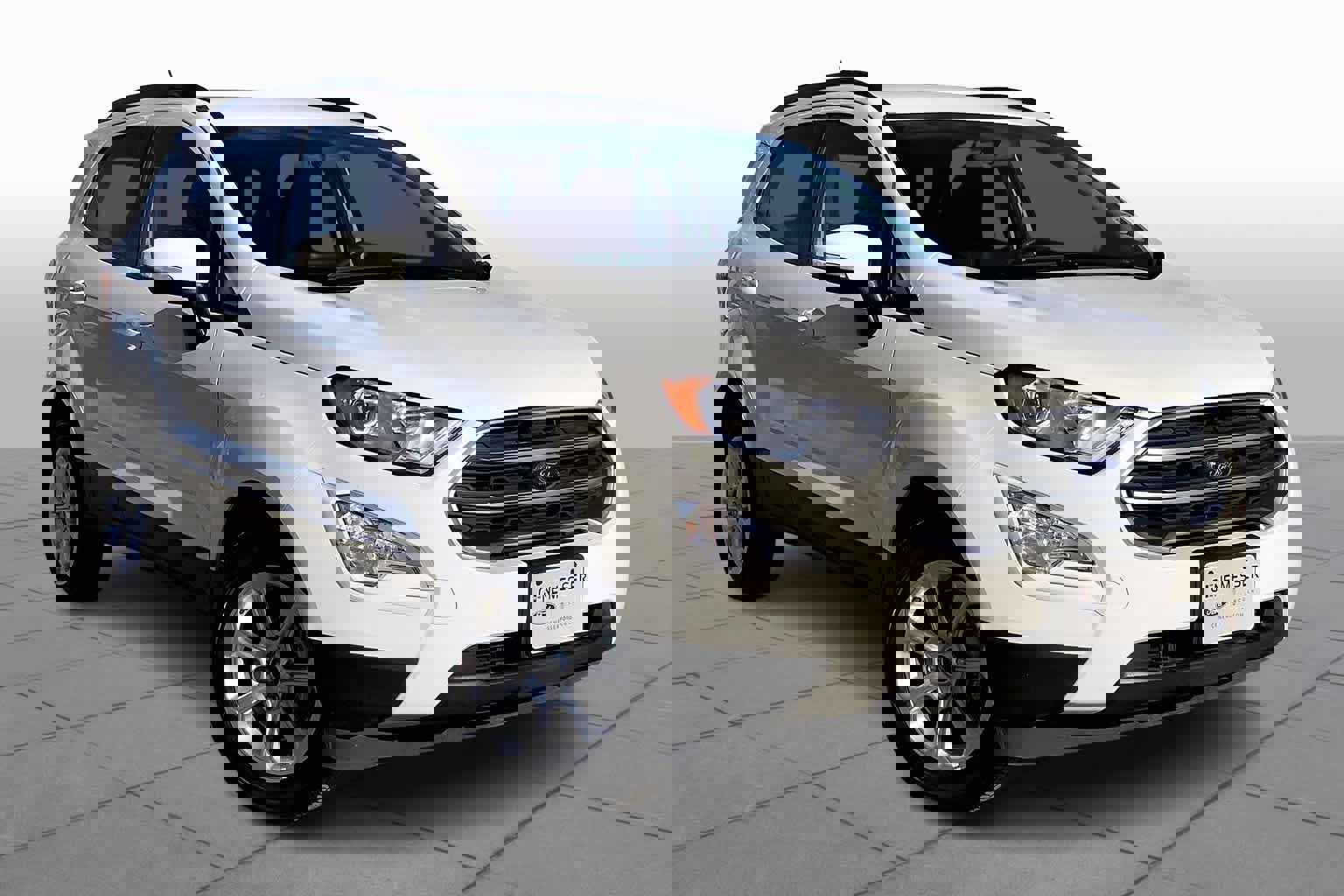 Used 2021 Ford EcoSport SE w/ SE Convenience Package image 3