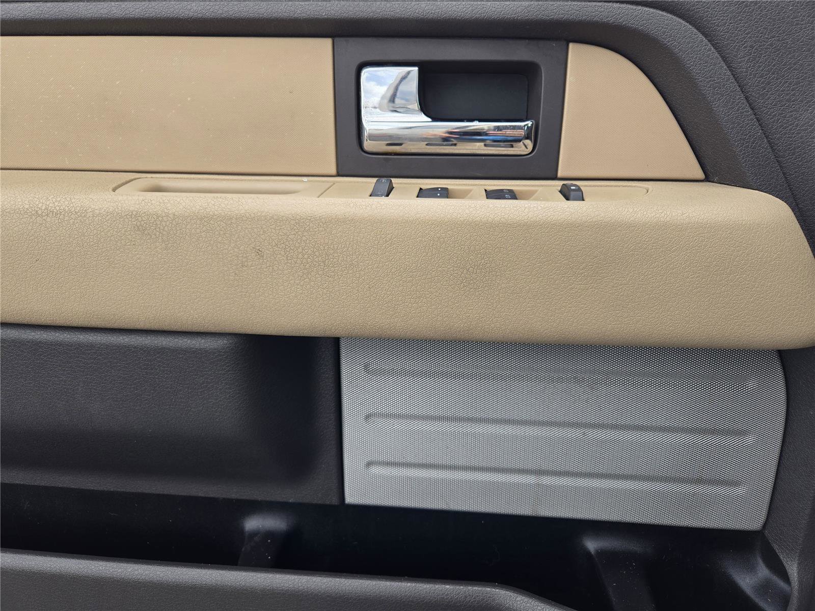 Used 2013 Ford F150 XLT w/ Mid Equipment Group RWD image 21