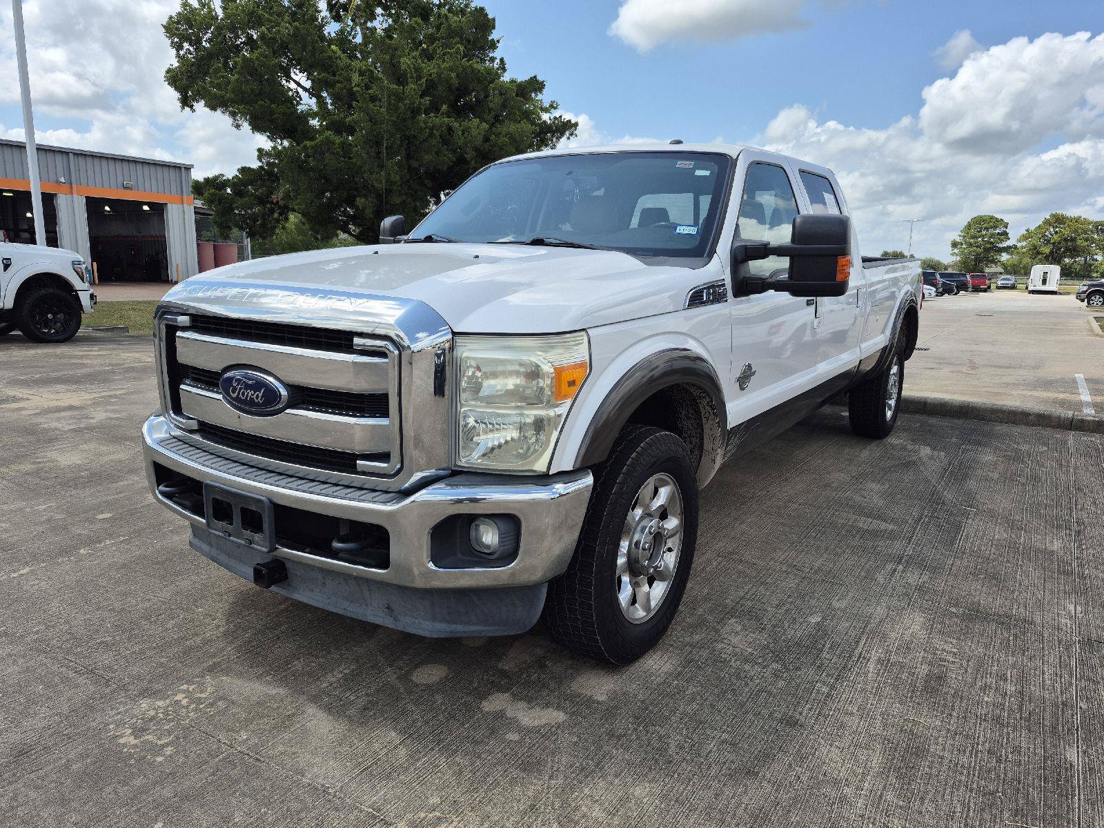 Used 2016 Ford F350 Lariat w/ Lariat Ultimate Package AWD/4WD image 1