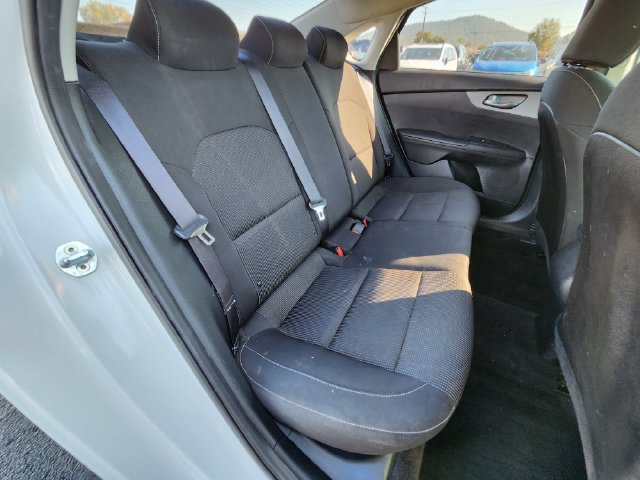 Used 2021 Kia Forte LXS FWD image 23