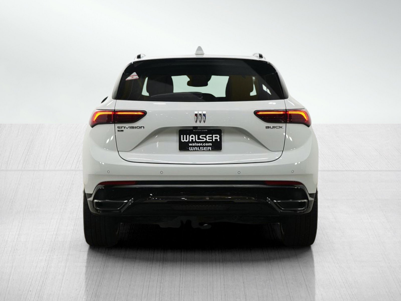 Used 2024 Buick Envision Sport Touring image 4