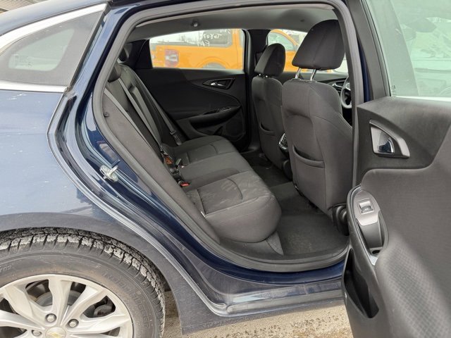 Used 2020 Chevrolet Malibu LT image 9