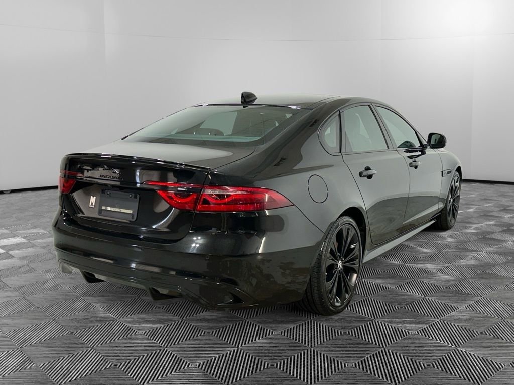 Used 2024 Jaguar XF R-Dynamic SE image 6