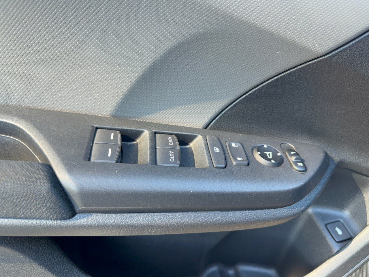 Used 2019 Honda Civic LX image 15