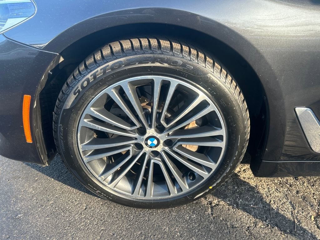 Used 2017 BMW 540i image 27