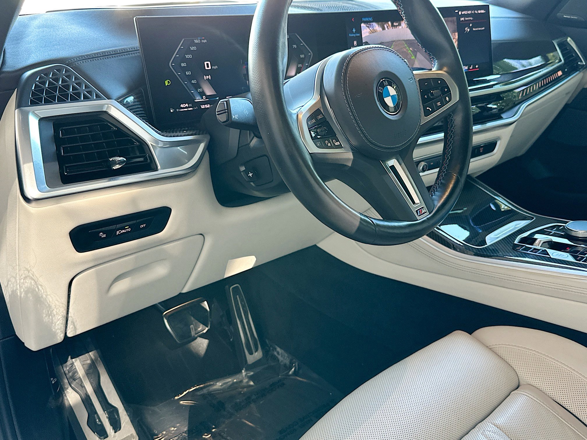 Certified 2024 BMW X5 M60i w/ Climate Comfort Package image 9