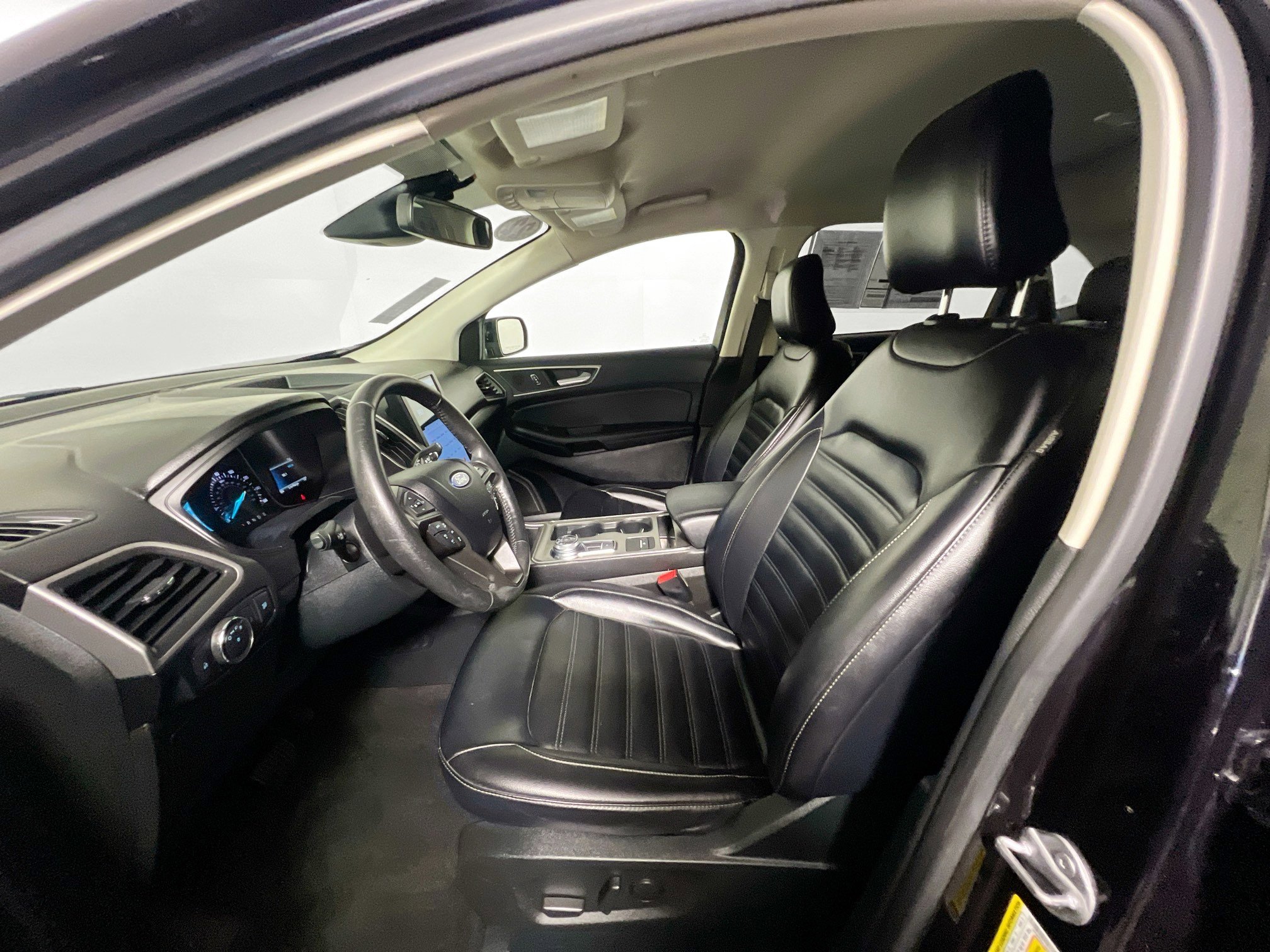 Used 2022 Ford Edge SEL image 14