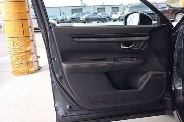 Used 2024 Honda CR-V Sport image 16