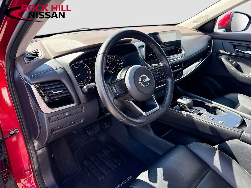 Used 2023 Nissan Rogue SL w/ SL Premium Package image 9