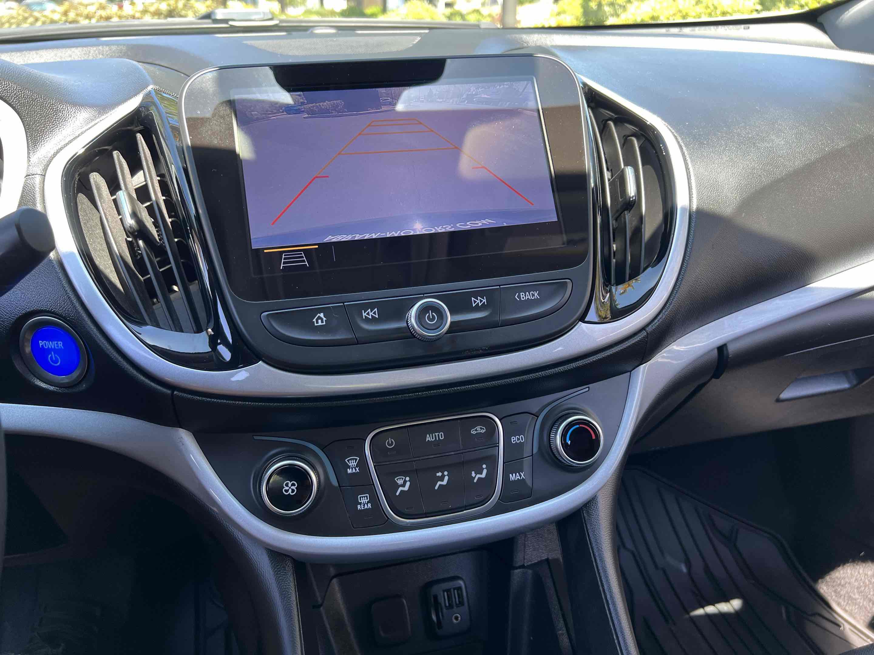 Used 2019 Chevrolet Volt LT FWD image 16