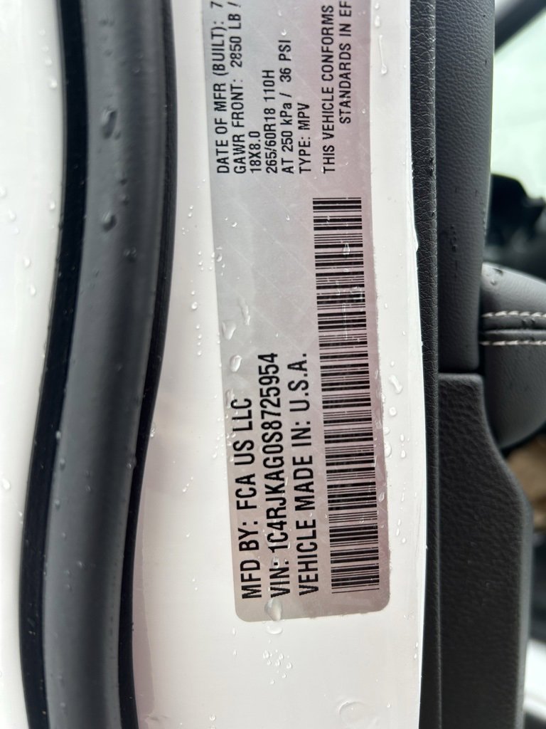 Used 2025 Jeep Grand Cherokee L Laredo w/ Luxury Tech Group I image 13