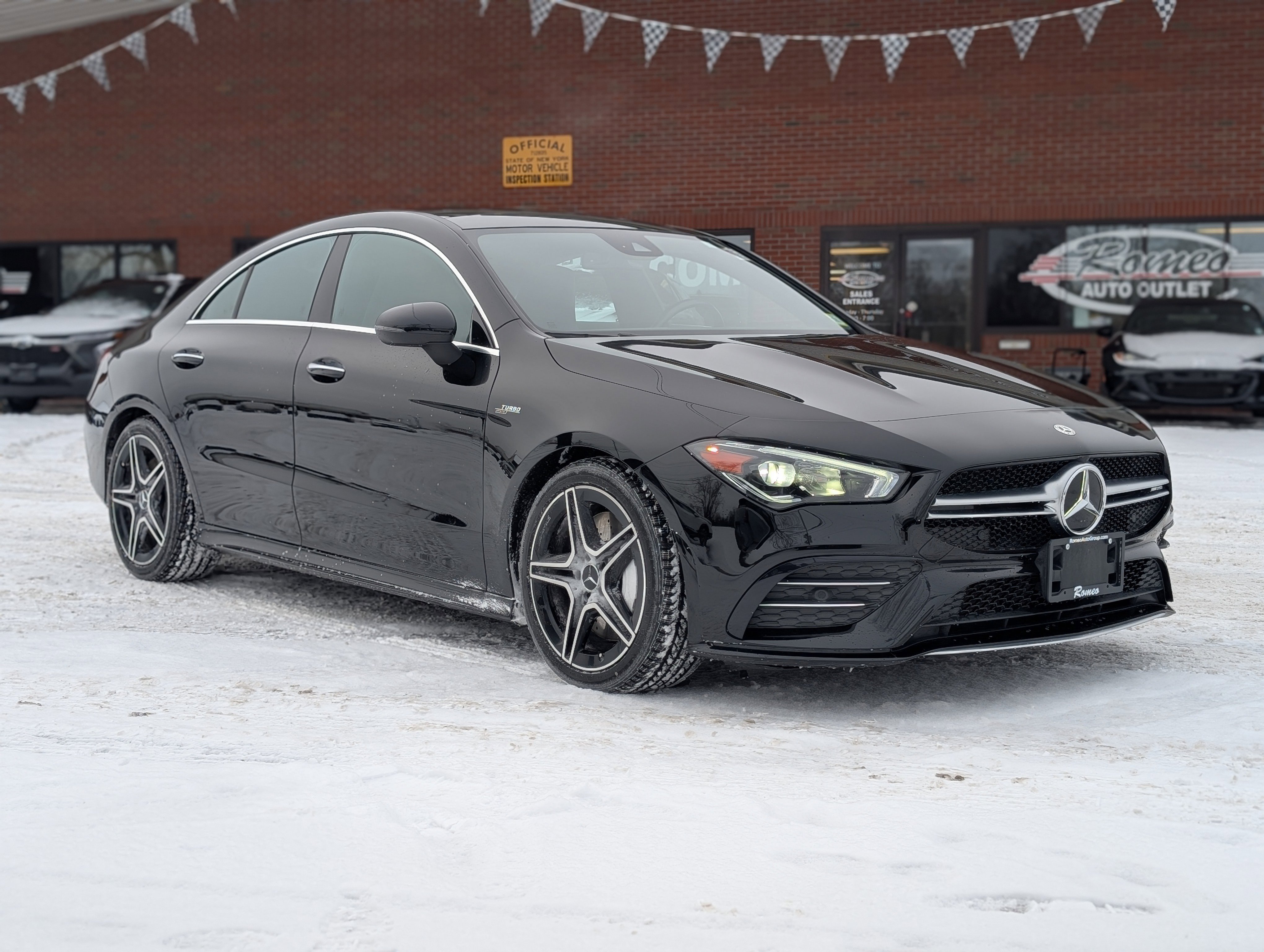Used 2022 Mercedes-Benz CLA 35 AMG 4MATIC image 13