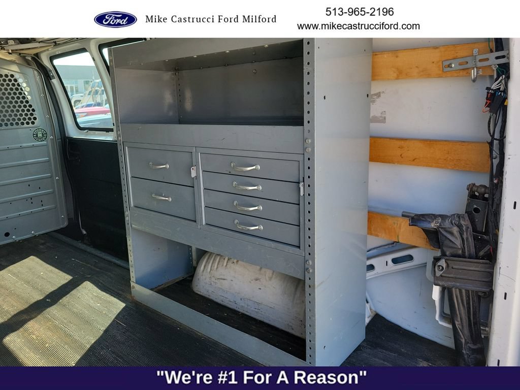 Used 2017 GMC Savana 2500 RWD image 16