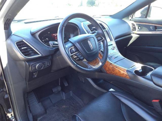 Used 2020 Lincoln Nautilus Reserve w/ Equipment Group 201A FWD image 4