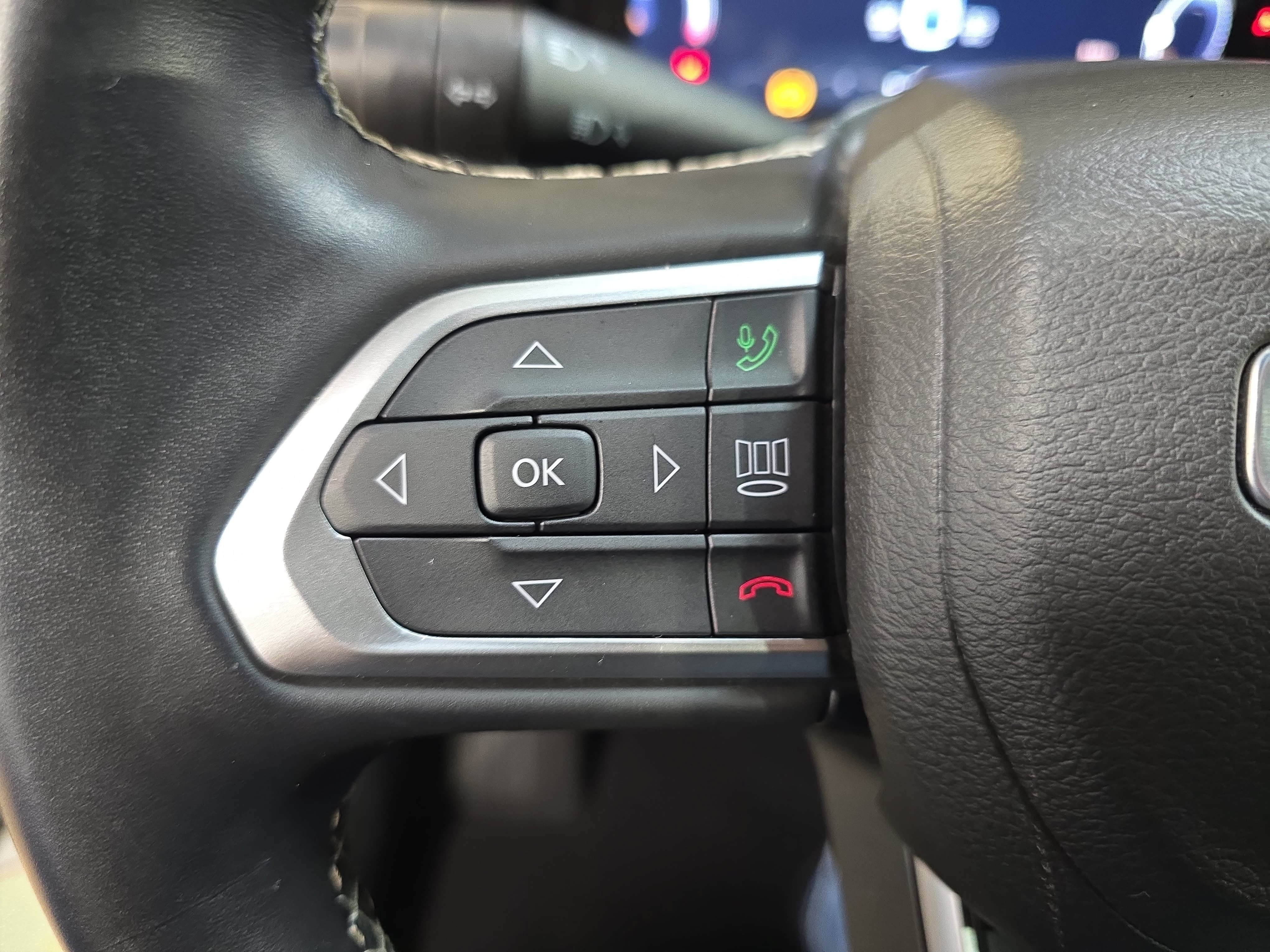 Used 2022 Jeep Compass High Altitude AWD/4WD image 14