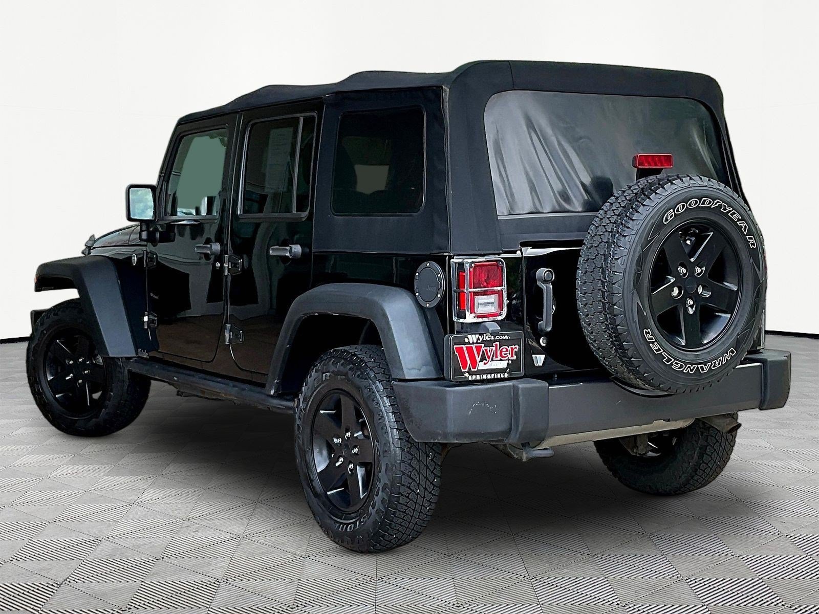 Used 2016 Jeep Wrangler Unlimited Sport AWD/4WD image 4