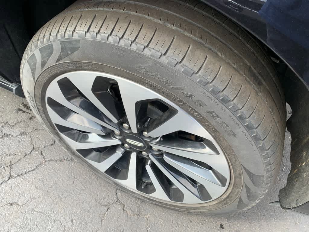 Used 2022 Lincoln Navigator Reserve AWD/4WD image 9