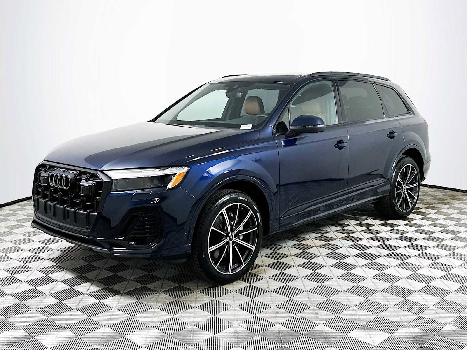 New 2026 Audi Q7 2.0T Premium Plus image 3