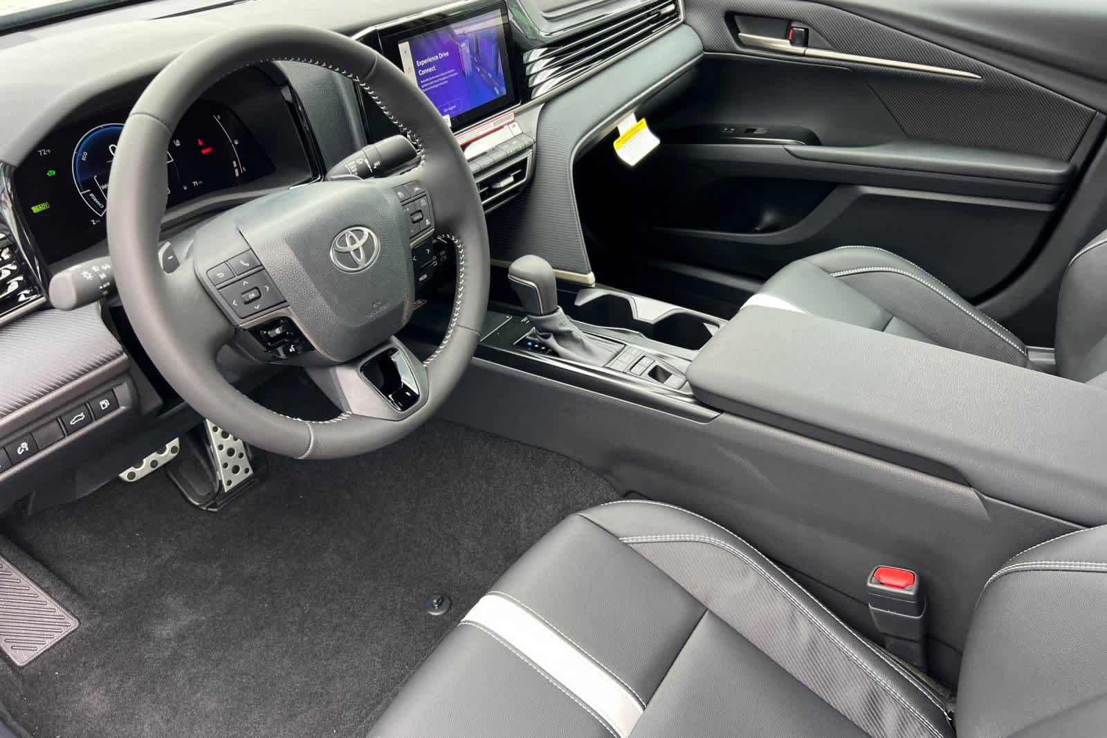 New 2026 Toyota Camry SE FWD image 11