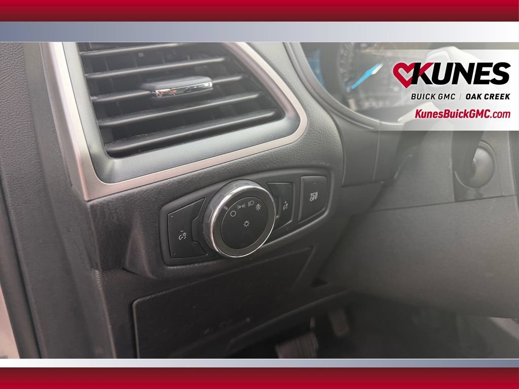 Used 2024 Ford Edge SEL AWD/4WD image 19