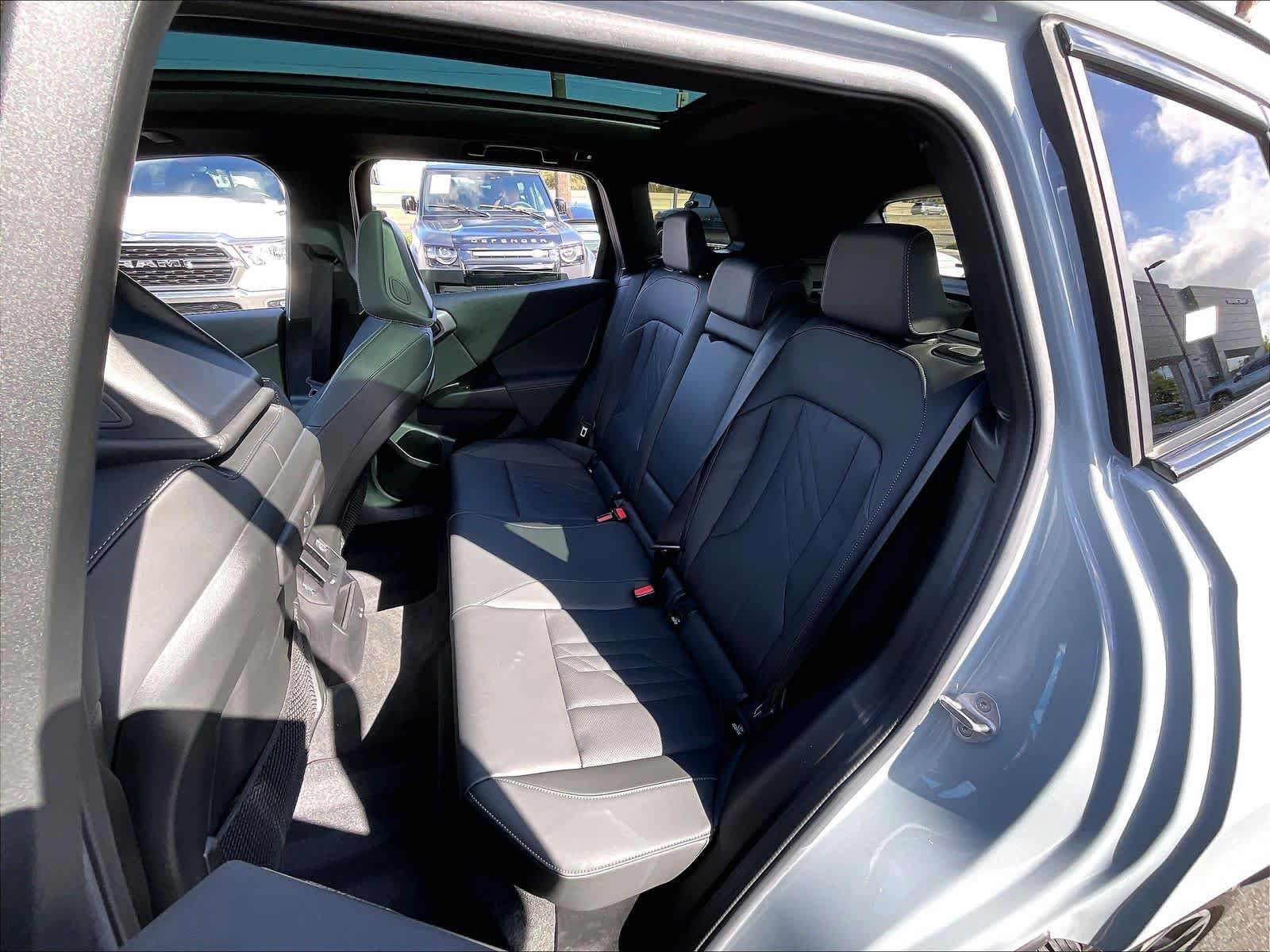 Used 2025 BMW X3 M50 w/ Premium Package AWD/4WD image 29