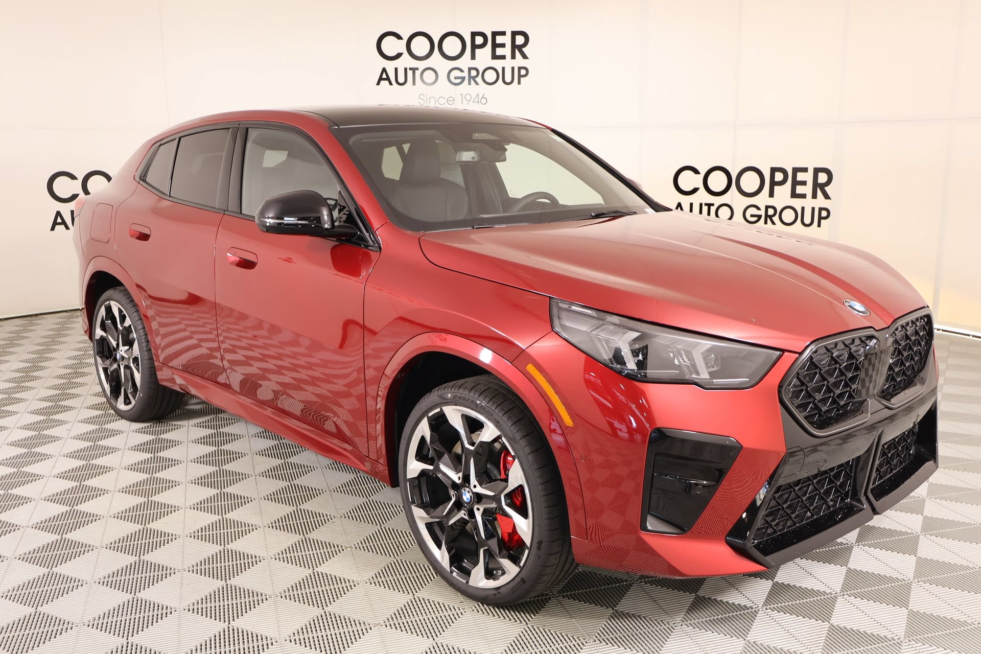 New 2026 BMW X2 xDrive28i w/ Technology Package AWD/4WD image 1