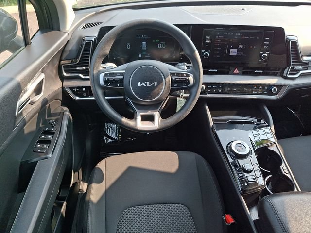 Used 2023 Kia Sportage LX AWD/4WD image 11