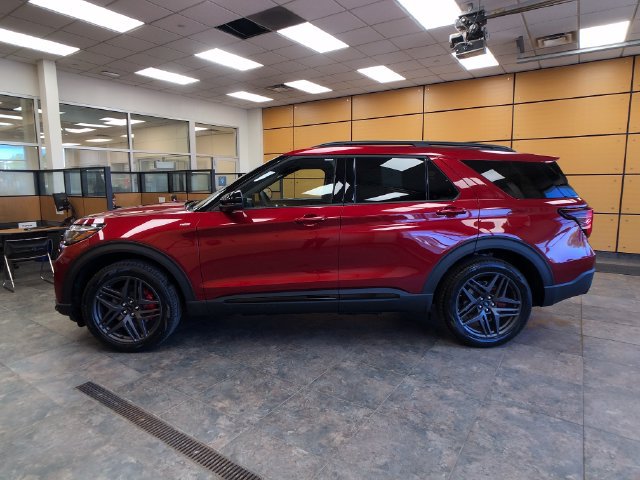 New 2027 Ford Explorer ST-Line w/ Premium Package AWD/4WD image 4
