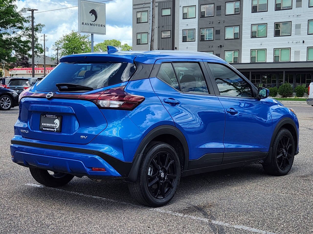 Used 2024 Nissan Kicks SV FWD image 10